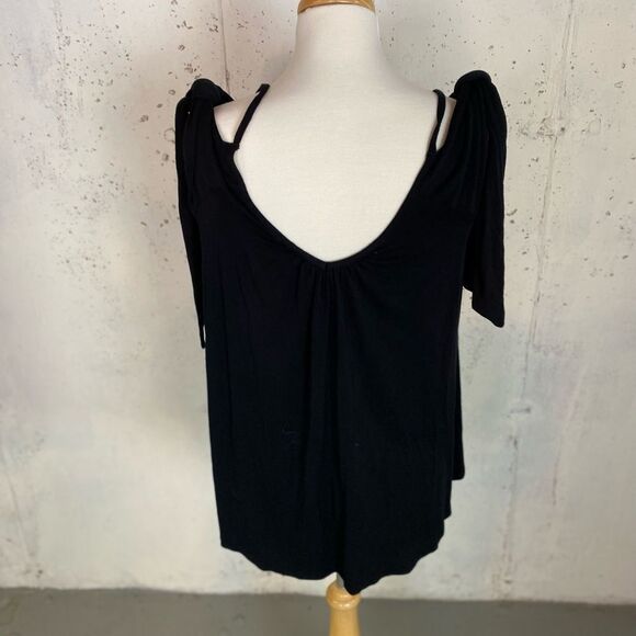 #154 WE THE FREE Black Crop Top - Picture 7 of 12